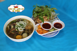 Bún Sườn Bò + Chả Huế + Chả Cua